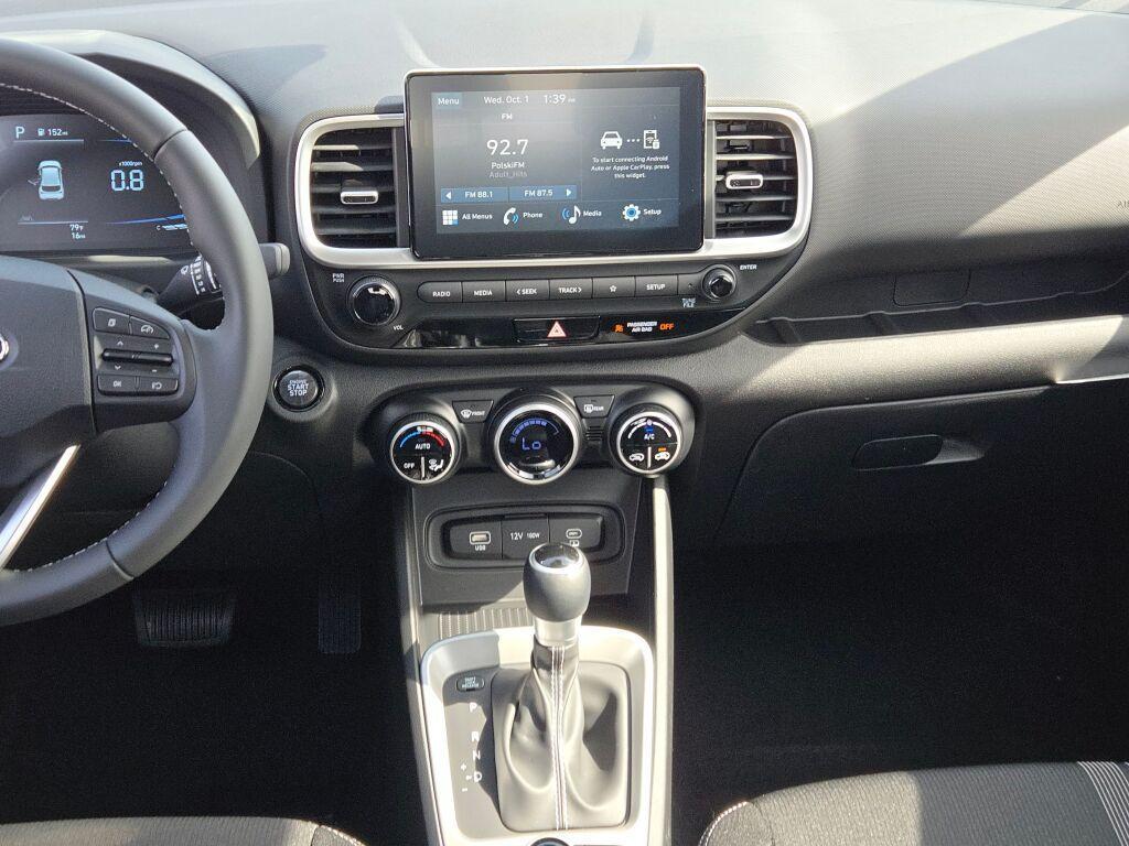 new 2025 Hyundai Venue car, priced at $24,408
