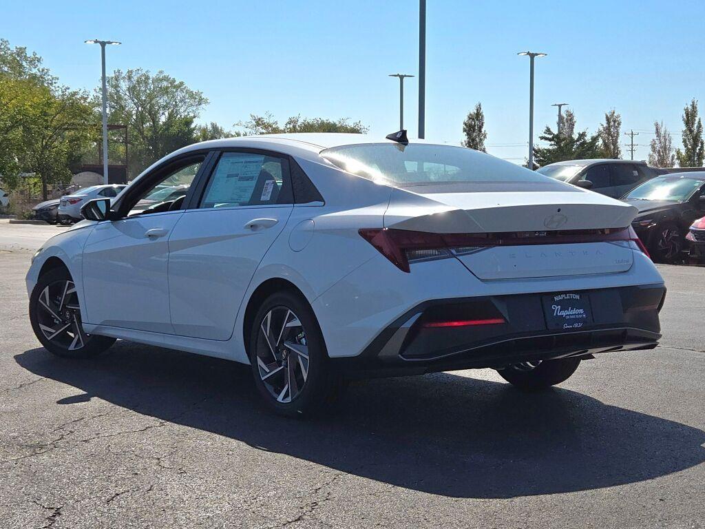 new 2025 Hyundai Elantra car, priced at $28,087