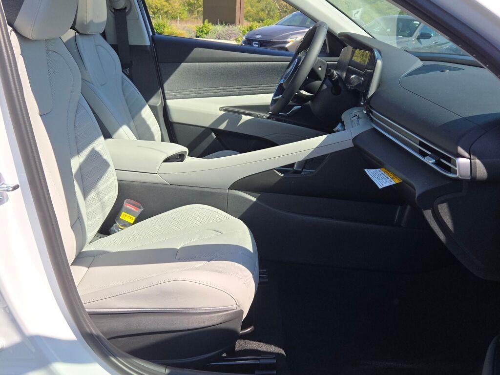 new 2025 Hyundai Elantra car, priced at $28,087