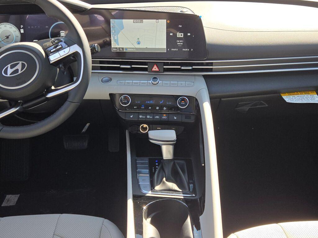 new 2025 Hyundai Elantra car, priced at $28,087