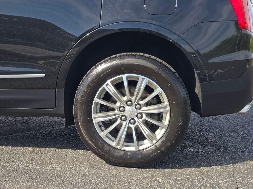 used 2018 Cadillac XT5 car, priced at $22,363