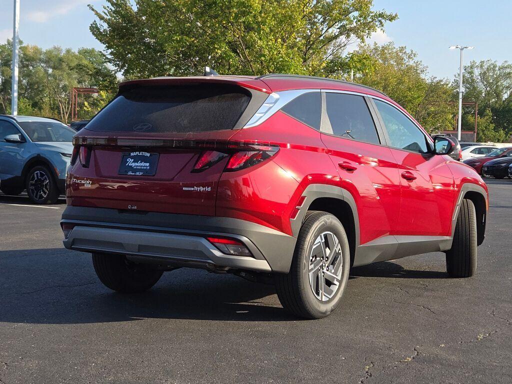 new 2025 Hyundai TUCSON Hybrid car, priced at $31,078