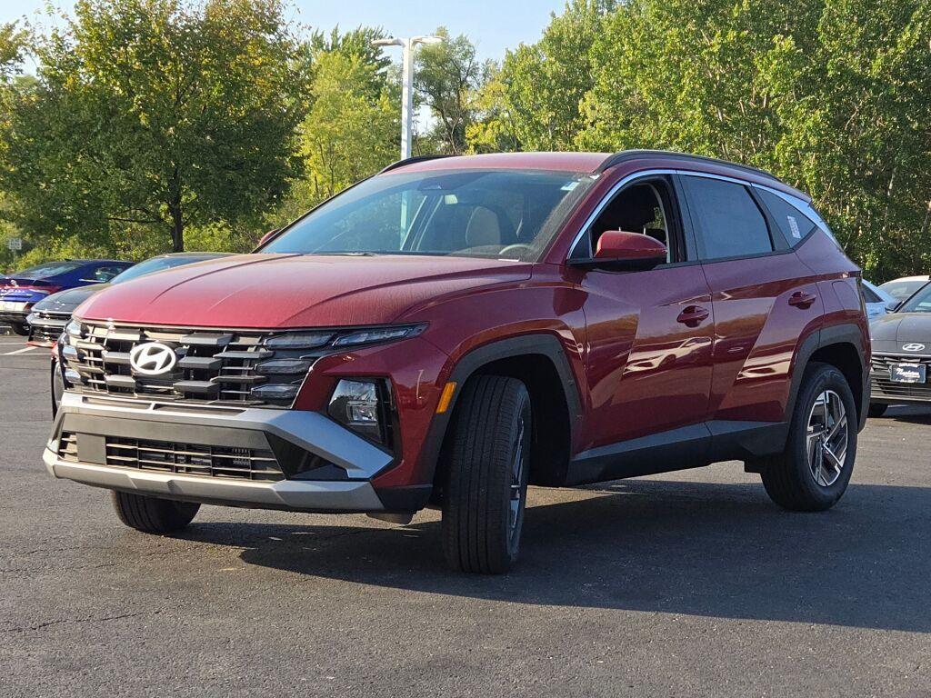 new 2025 Hyundai TUCSON Hybrid car, priced at $31,078