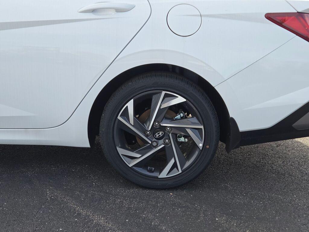 new 2025 Hyundai ELANTRA HEV car, priced at $29,425