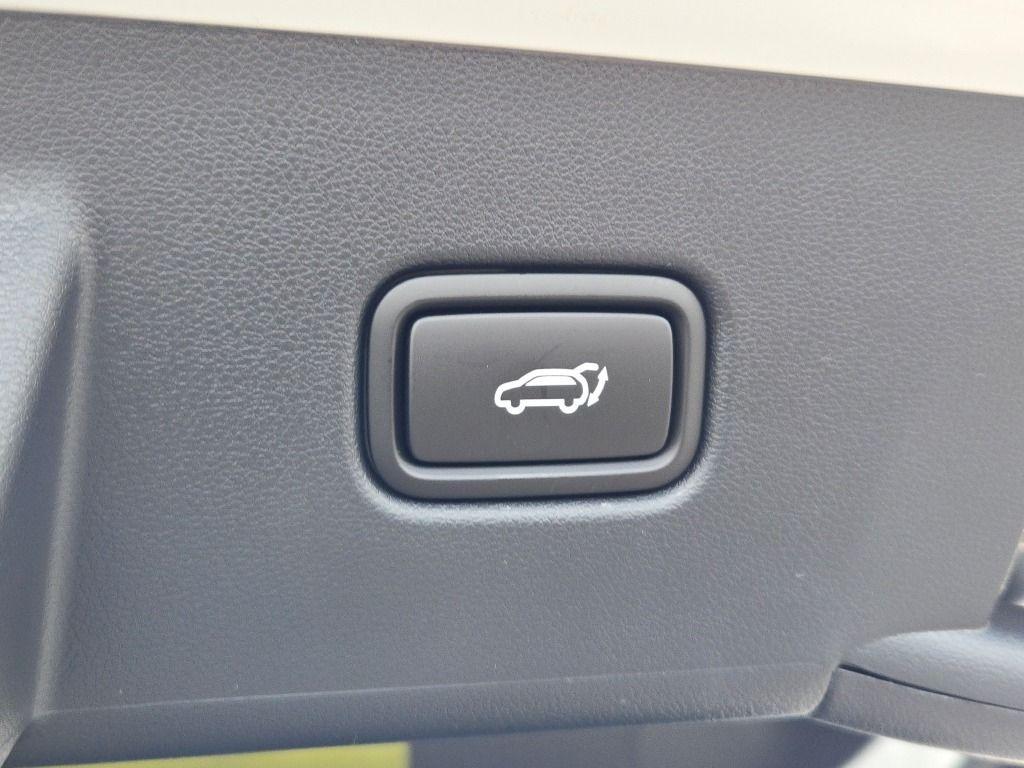 new 2025 Hyundai TUCSON Hybrid car, priced at $33,983