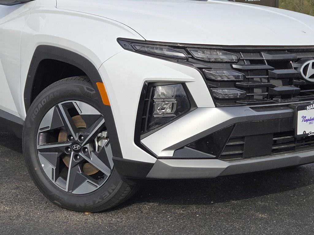 new 2025 Hyundai TUCSON Hybrid car, priced at $33,983