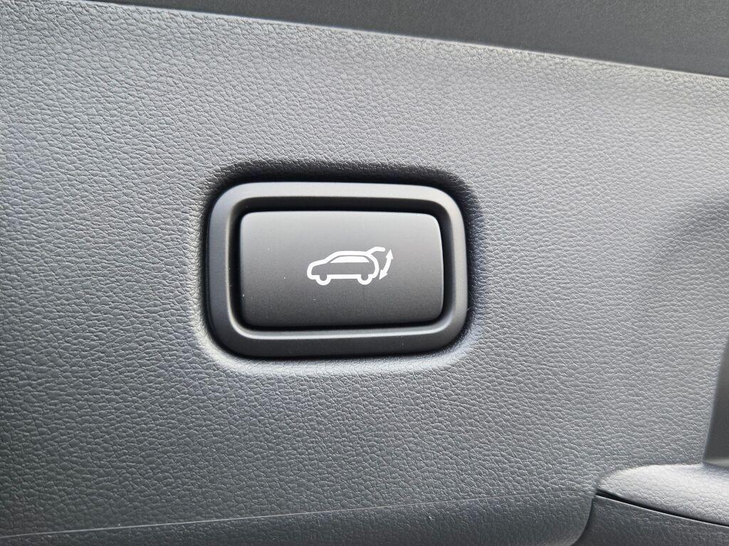 new 2025 Hyundai TUCSON Hybrid car, priced at $34,332