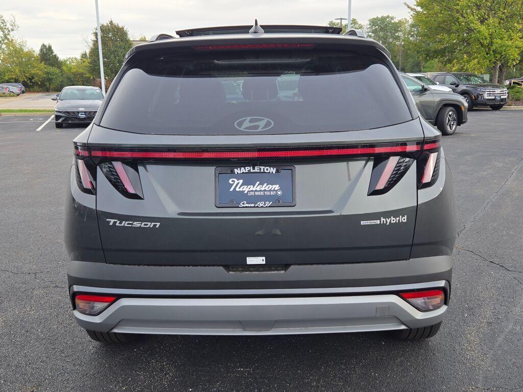 new 2025 Hyundai TUCSON Hybrid car, priced at $34,332