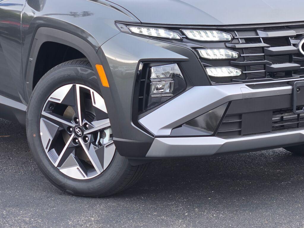 new 2025 Hyundai TUCSON Hybrid car, priced at $34,332