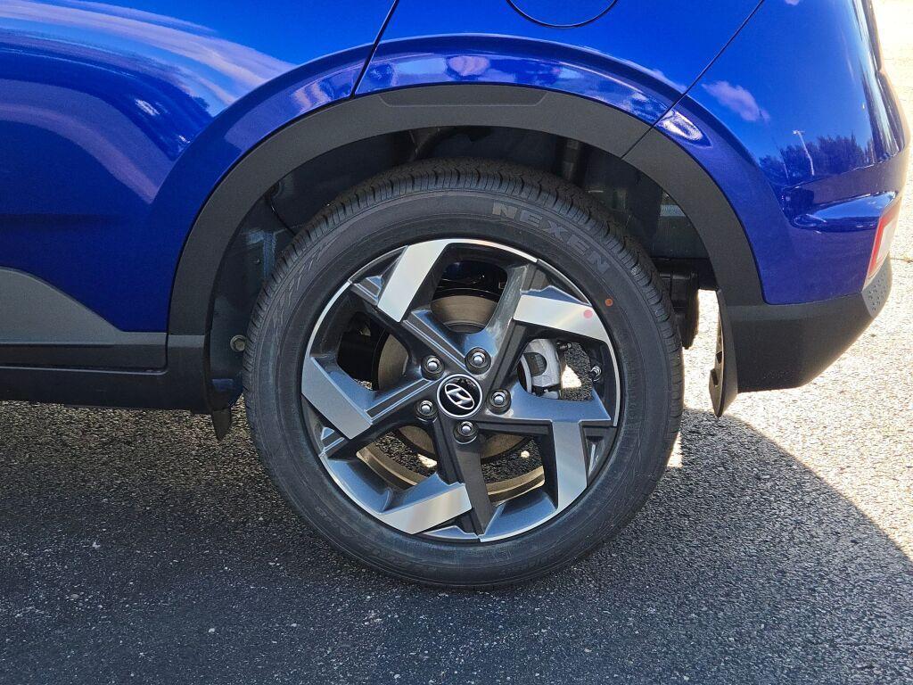 new 2025 Hyundai Venue car, priced at $21,385