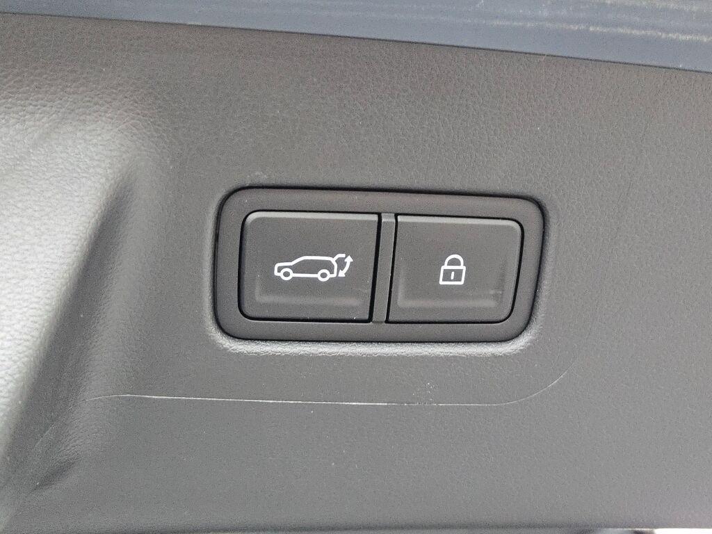 new 2025 Hyundai Santa Fe car, priced at $45,570