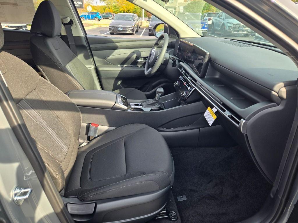 new 2026 Hyundai Tucson car, priced at $31,258
