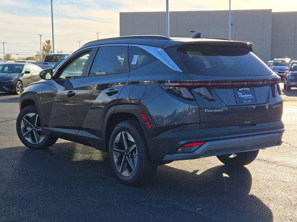 new 2025 Hyundai TUCSON Hybrid car, priced at $33,493