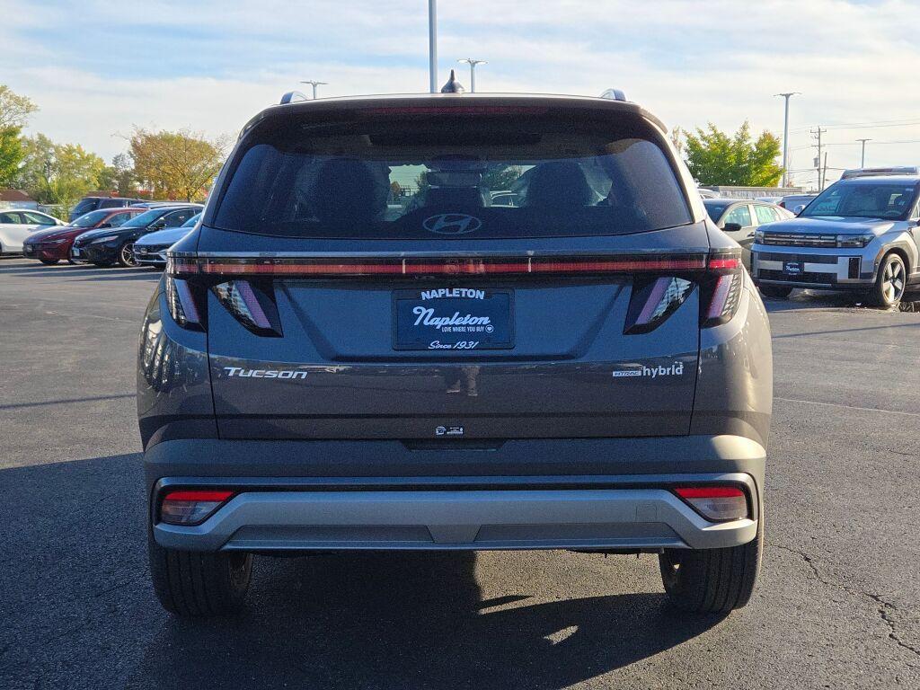 new 2025 Hyundai TUCSON Hybrid car, priced at $33,493