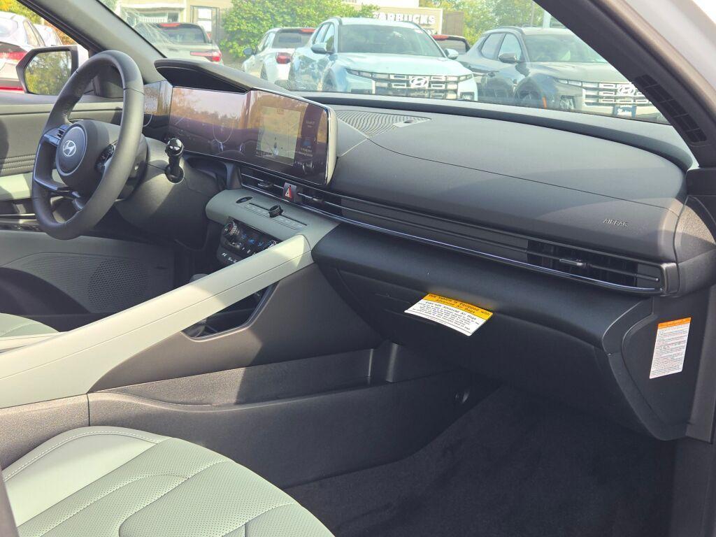 new 2025 Hyundai ELANTRA HEV car, priced at $29,461