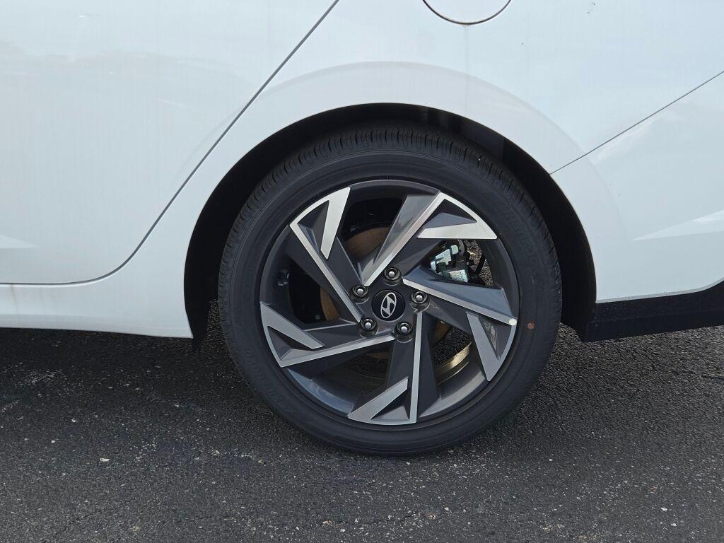 new 2025 Hyundai ELANTRA HEV car, priced at $29,461