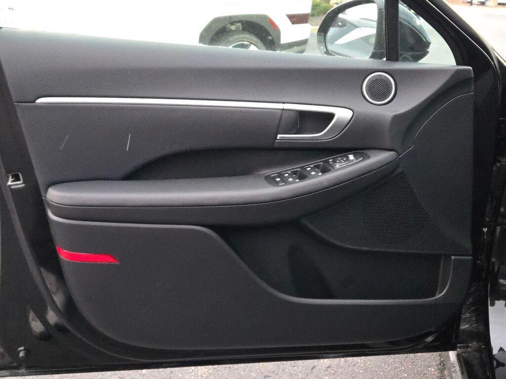 new 2026 Hyundai Sonata Hybrid car, priced at $33,300