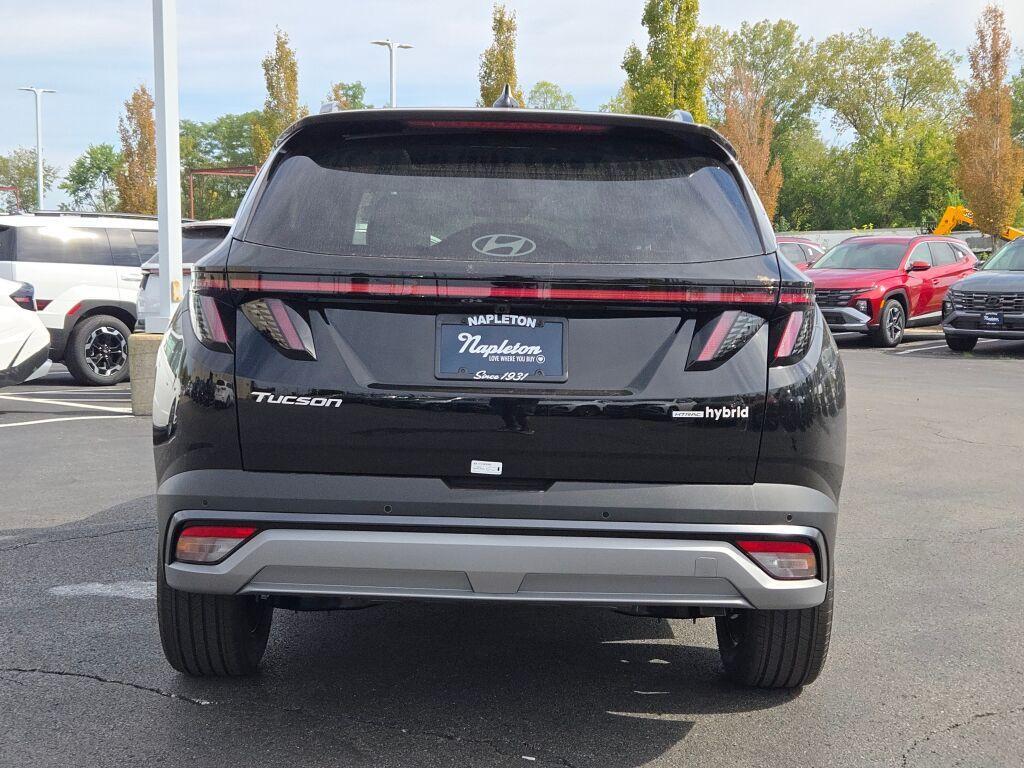 new 2025 Hyundai TUCSON Hybrid car, priced at $41,420