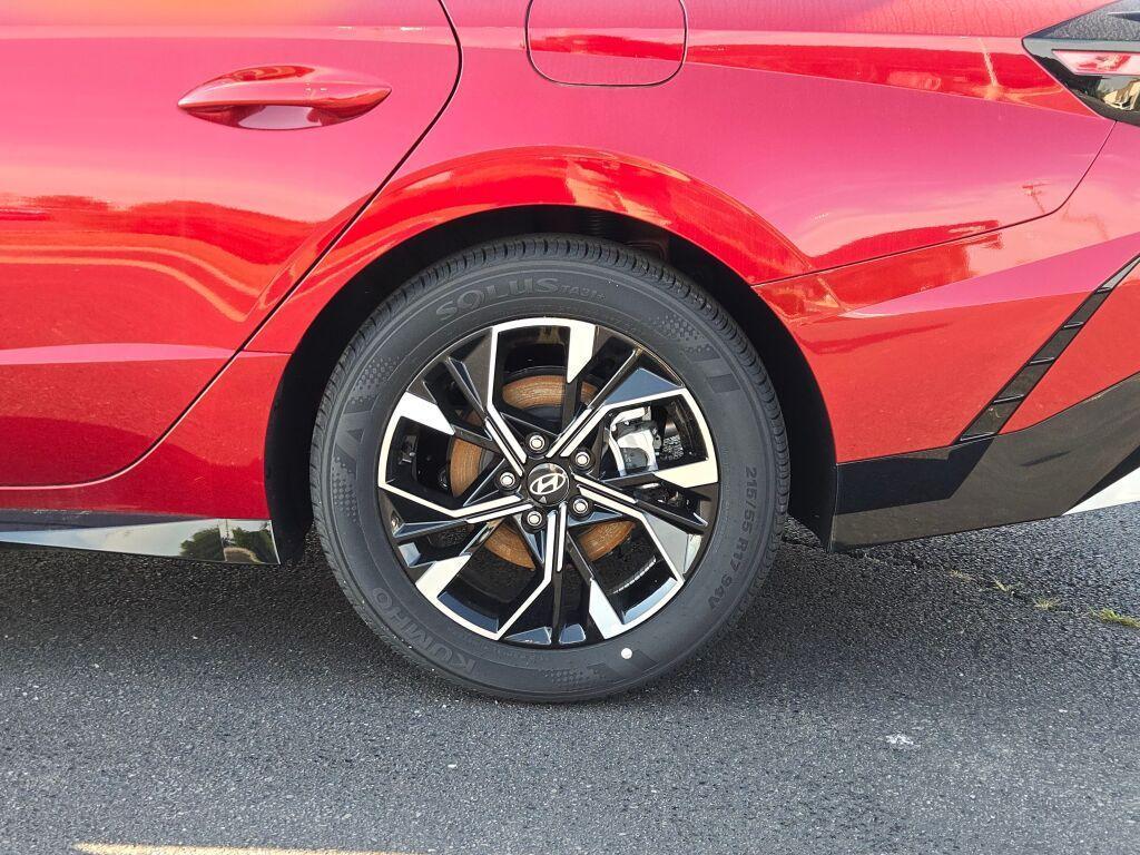 new 2025 Hyundai Sonata car, priced at $28,078