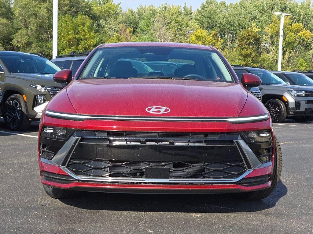 new 2025 Hyundai Sonata car, priced at $28,078
