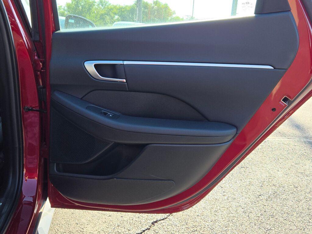 new 2025 Hyundai Sonata car, priced at $28,078