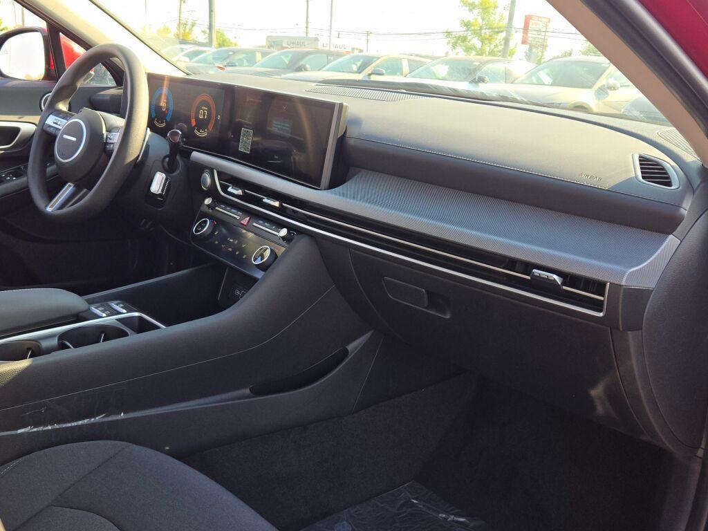 new 2025 Hyundai Sonata car, priced at $28,078