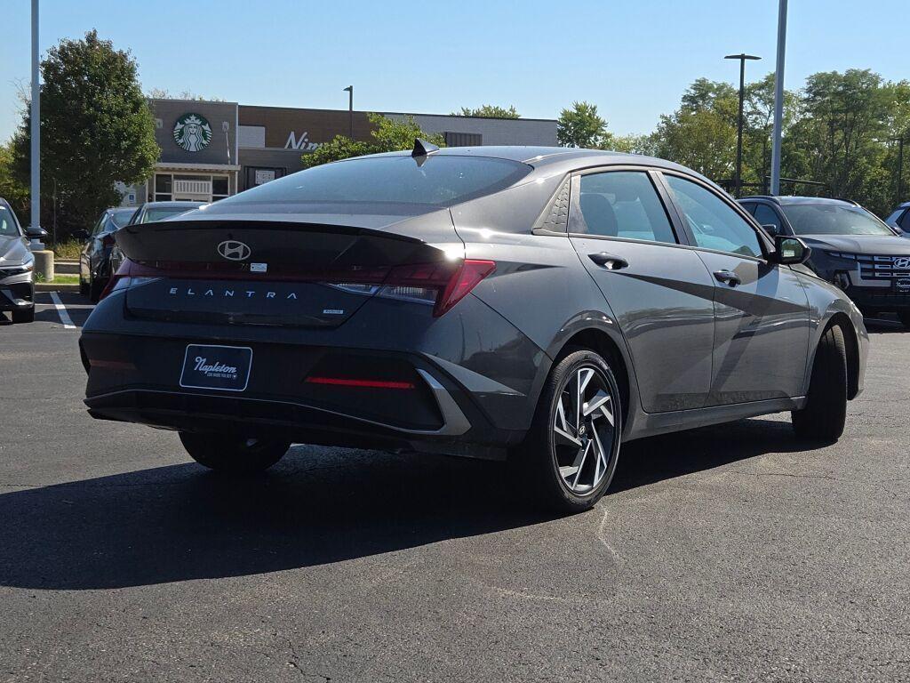 new 2025 Hyundai ELANTRA HEV car, priced at $26,633