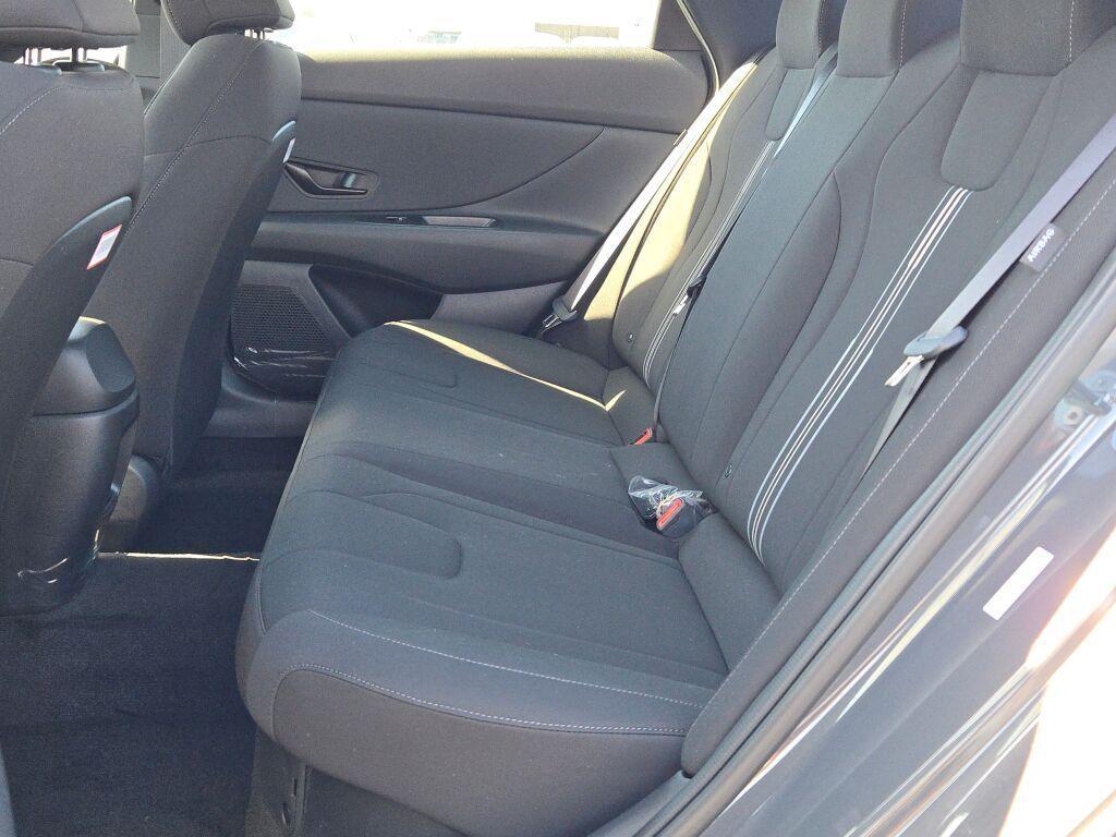 new 2025 Hyundai ELANTRA HEV car, priced at $26,633