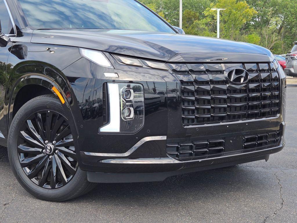 used 2025 Hyundai Palisade car, priced at $46,363