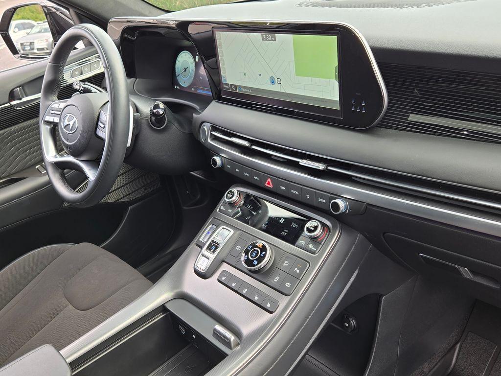 used 2025 Hyundai Palisade car, priced at $46,363