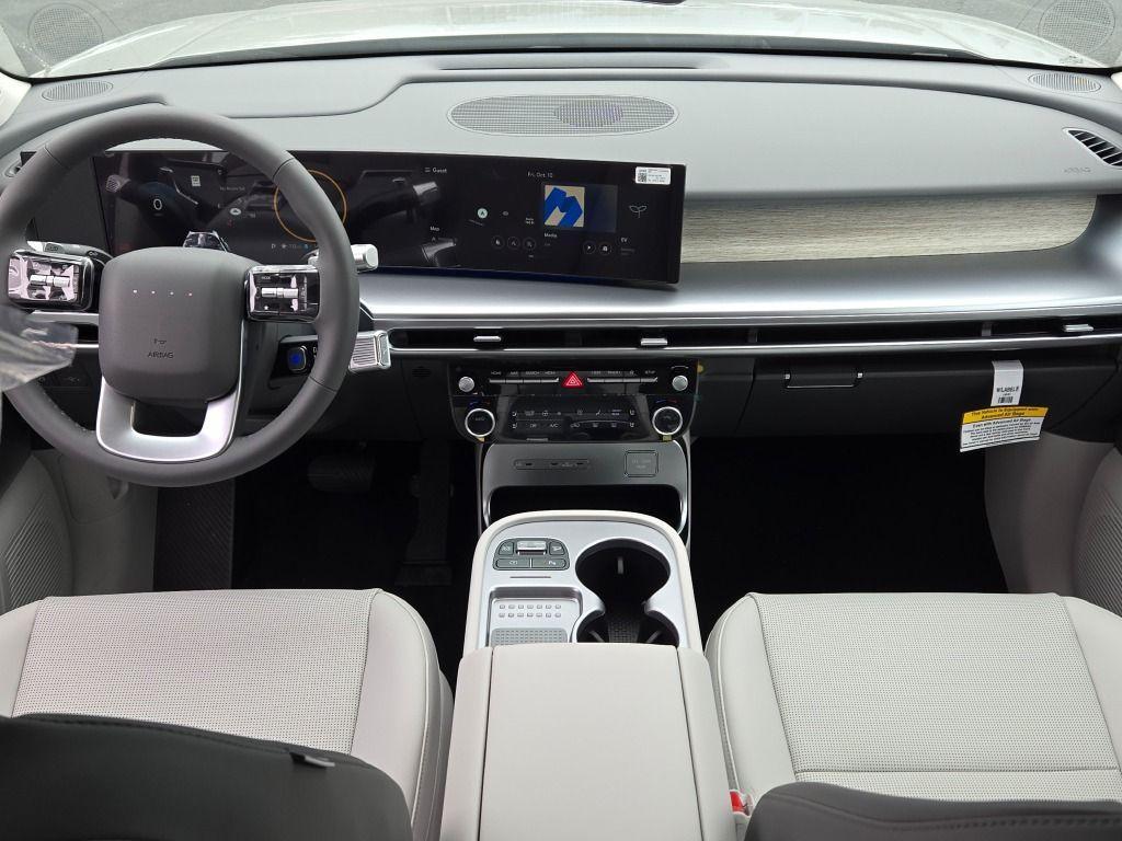 new 2026 Hyundai IONIQ 9 car, priced at $65,153