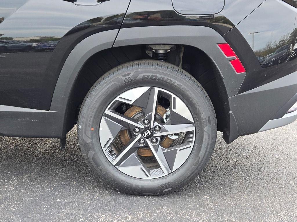 new 2025 Hyundai TUCSON Hybrid car, priced at $34,332