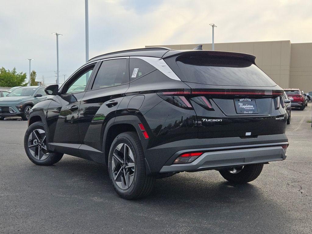 new 2025 Hyundai TUCSON Hybrid car, priced at $34,332
