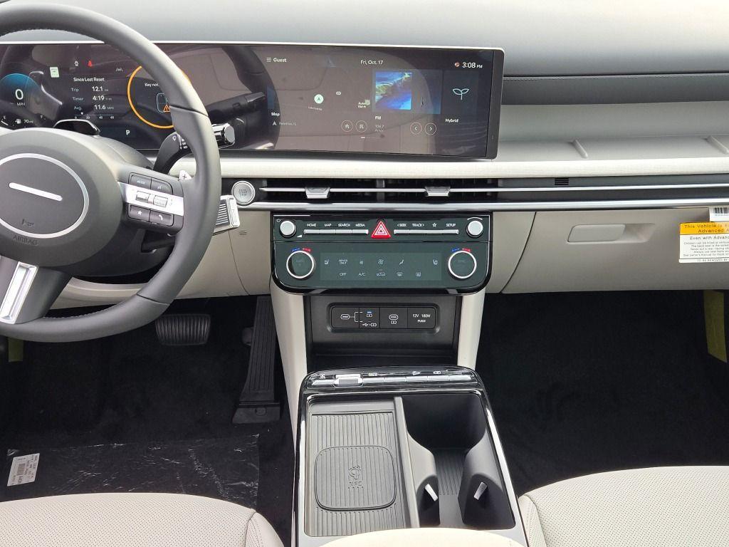 new 2025 Hyundai TUCSON Hybrid car, priced at $34,332