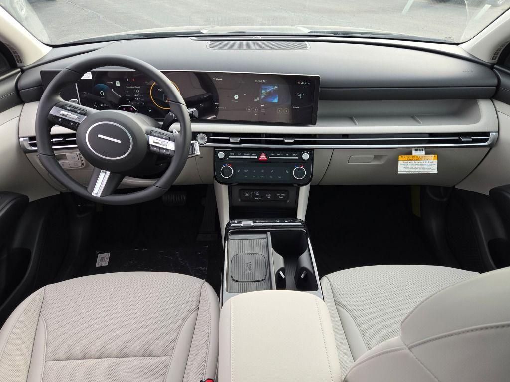 new 2025 Hyundai TUCSON Hybrid car, priced at $34,332