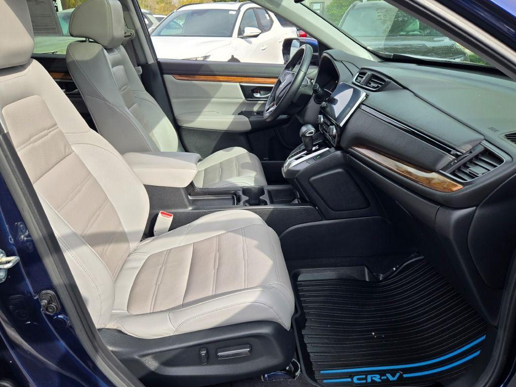 used 2017 Honda CR-V car, priced at $22,133