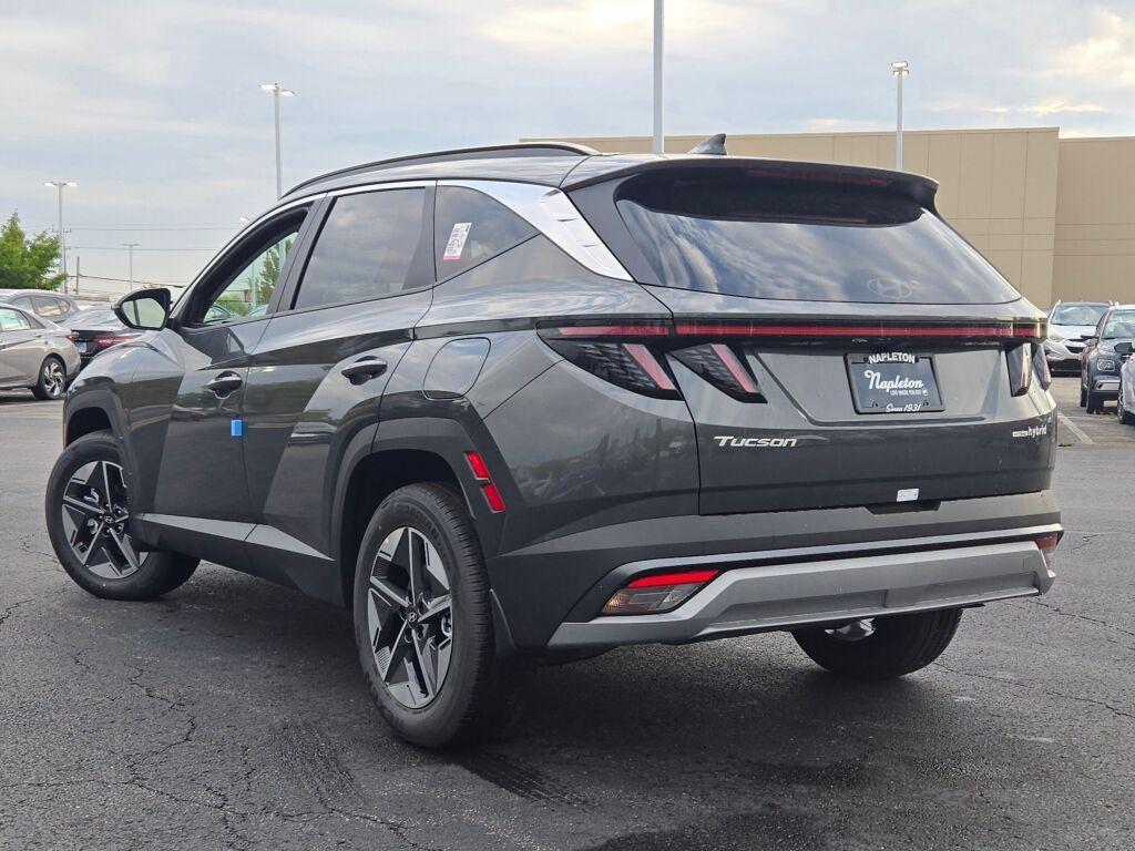 new 2025 Hyundai TUCSON Hybrid car, priced at $34,268