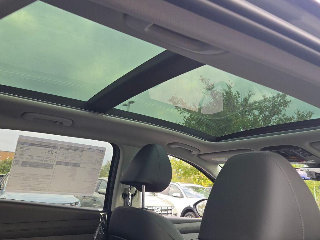 new 2025 Hyundai TUCSON Hybrid car, priced at $34,268