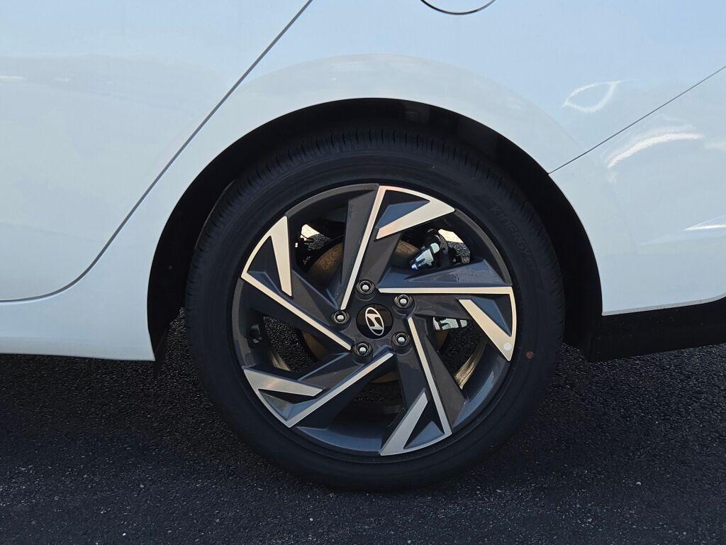 new 2025 Hyundai Elantra car, priced at $28,155