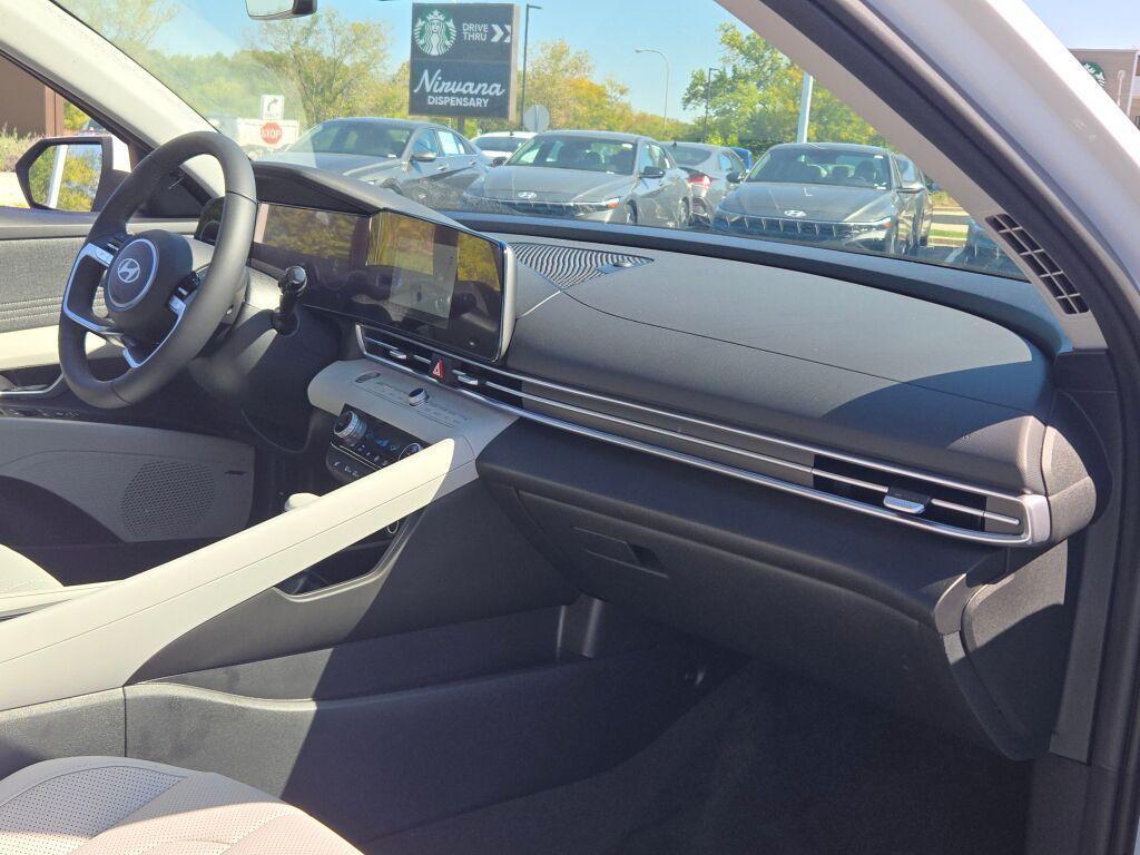 new 2025 Hyundai Elantra car, priced at $28,155