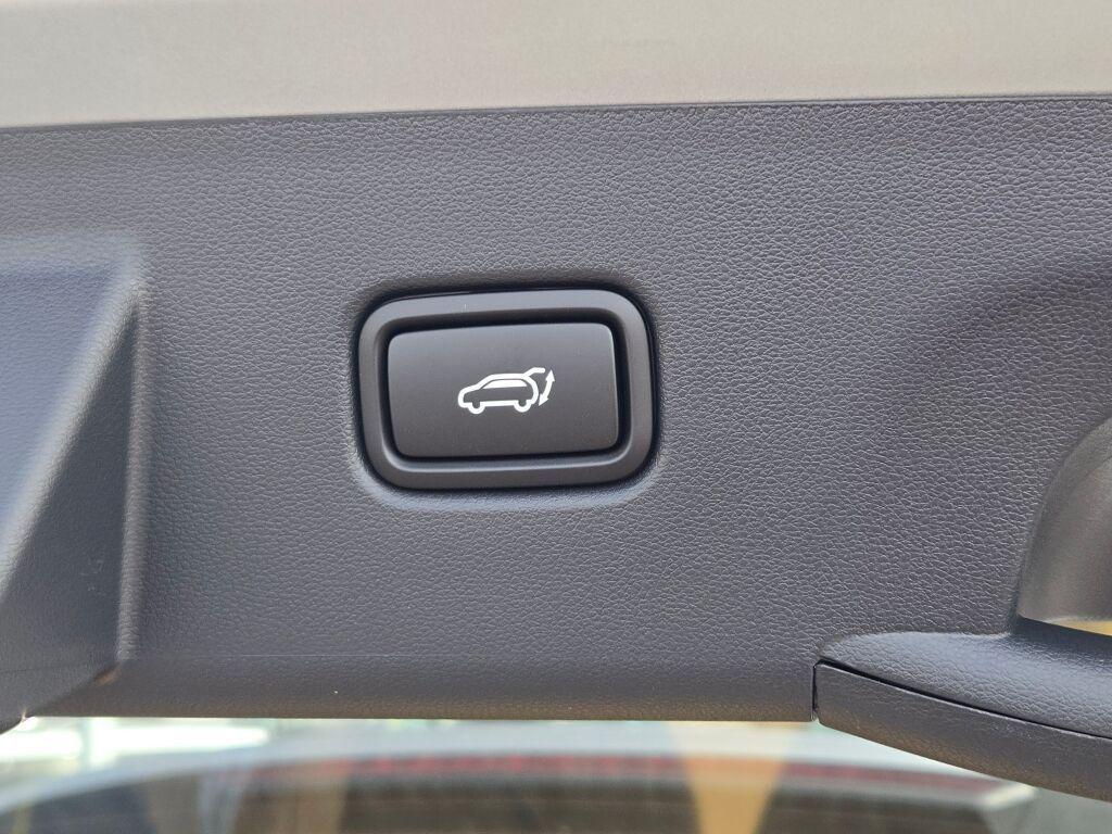 new 2025 Hyundai TUCSON Hybrid car, priced at $39,135