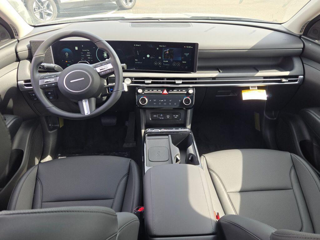 new 2025 Hyundai TUCSON Hybrid car, priced at $39,135