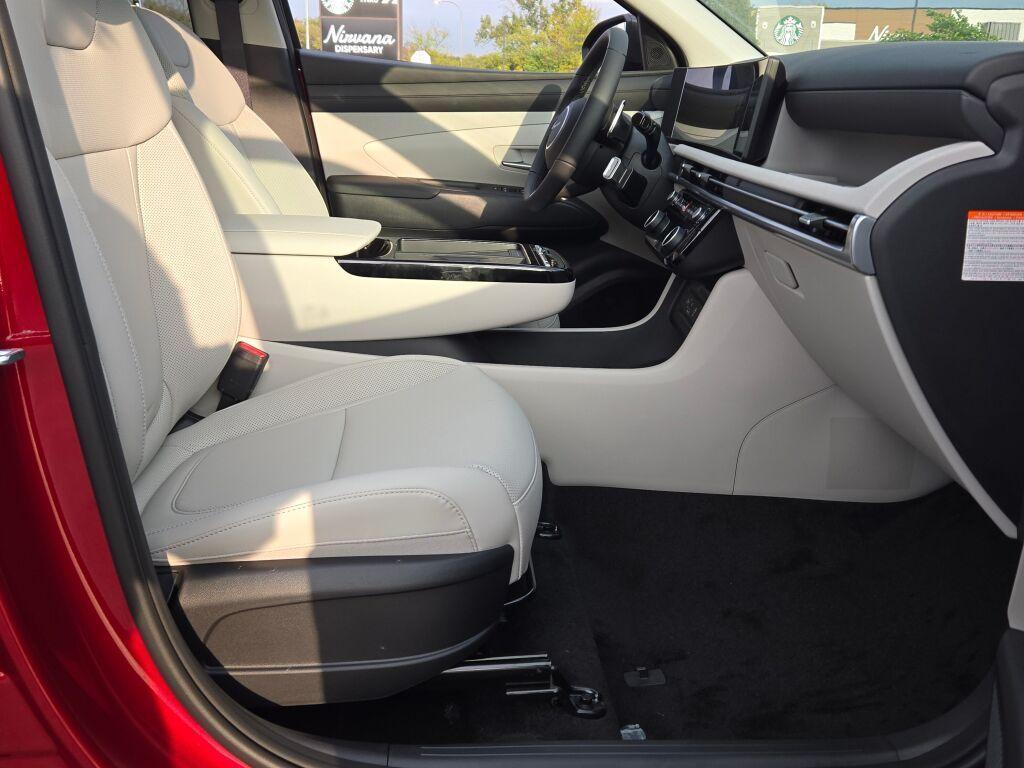 new 2025 Hyundai TUCSON Hybrid car, priced at $34,783