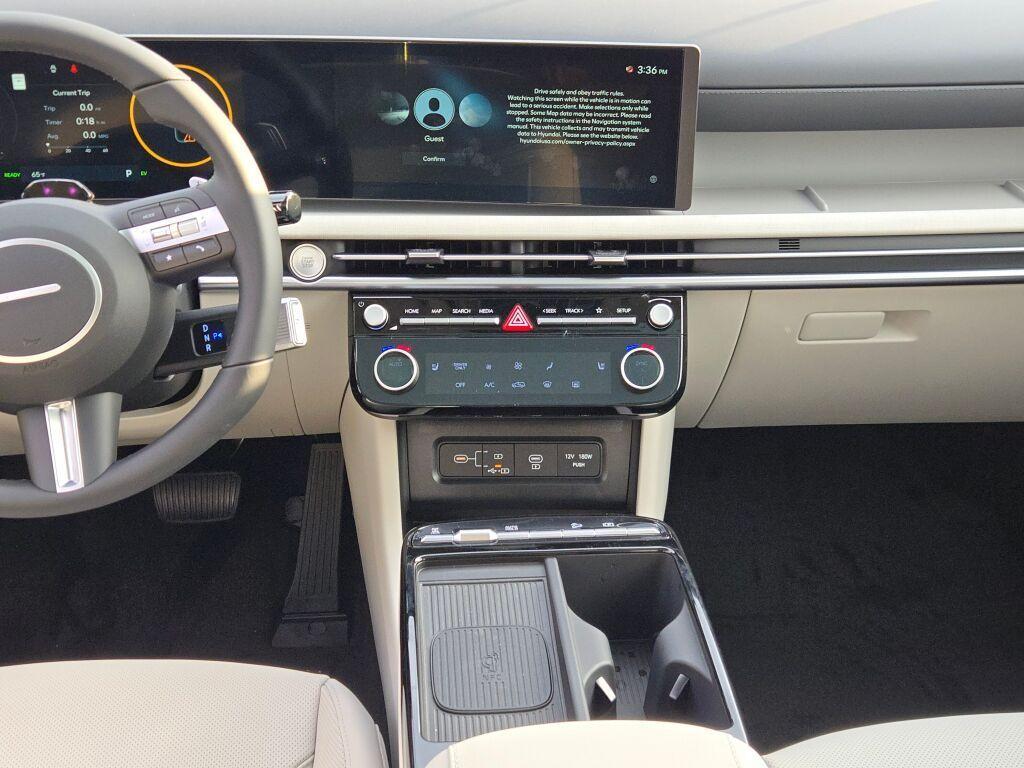 new 2025 Hyundai TUCSON Hybrid car, priced at $34,783