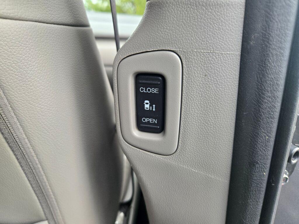 used 2016 Honda Odyssey car, priced at $18,384