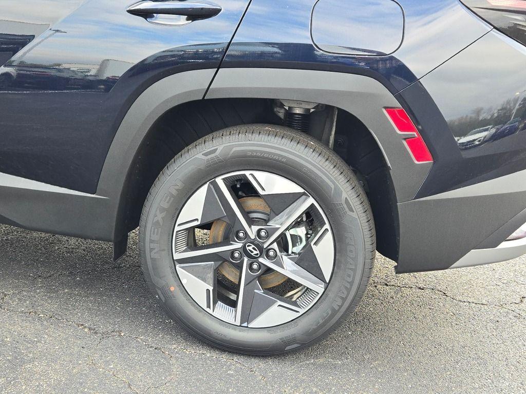new 2025 Hyundai TUCSON Hybrid car, priced at $33,958
