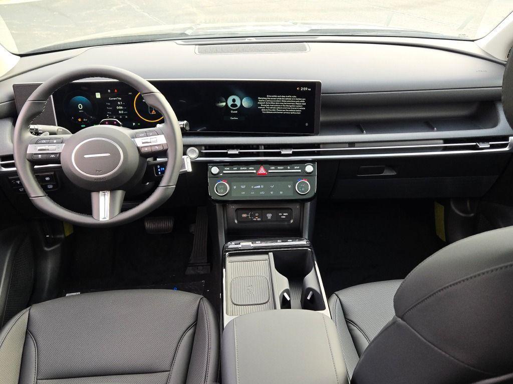 new 2025 Hyundai TUCSON Hybrid car, priced at $33,958