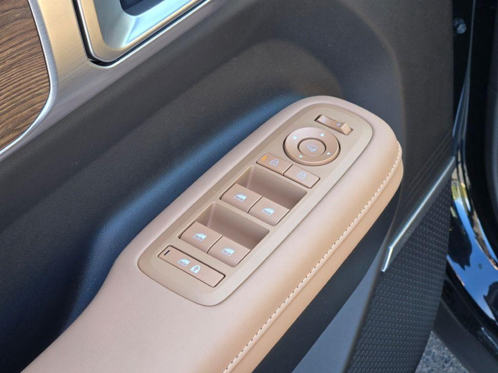 new 2026 Hyundai SANTA FE HEV car, priced at $48,173