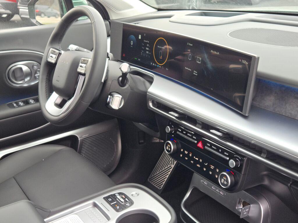 new 2026 Hyundai IONIQ 9 car, priced at $72,481