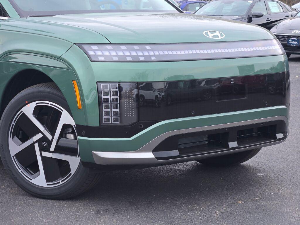 new 2026 Hyundai IONIQ 9 car, priced at $72,481